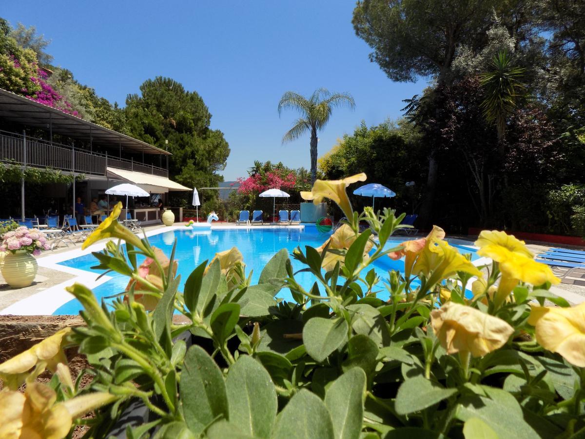 Lefkas Blue Hotel Nikiana Exteriér fotografie